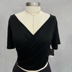 Gap fit cross over shirt